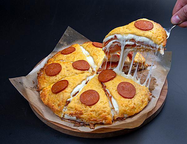 Четырехэтажная пицца Пеппито