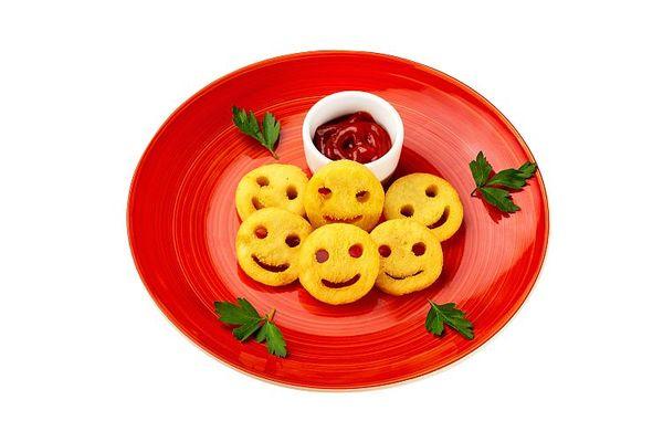 Картофельные улыбки с кетчупом