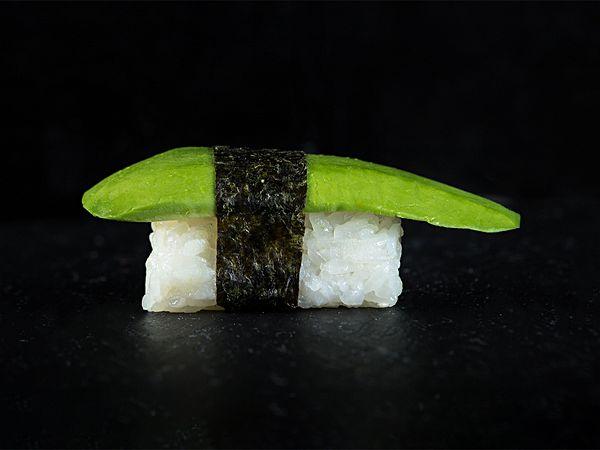 Суши Авокадо