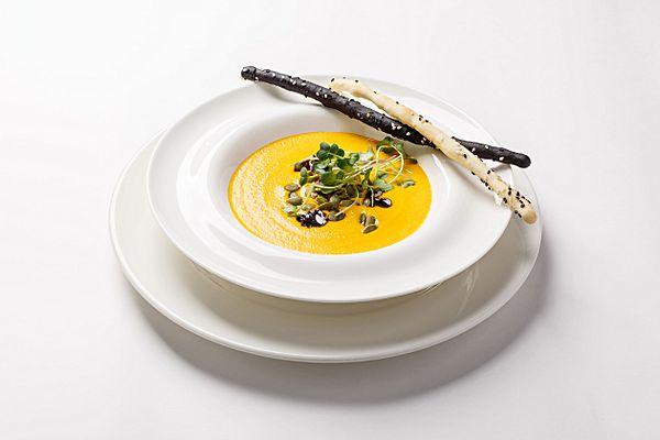 Крем-суп из тыквы с гриссини