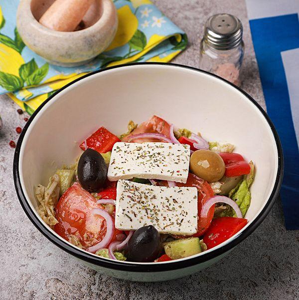 Большой Греческий салат с сыром Фета