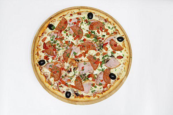Пицца "Мясное изобилие" 32 см
