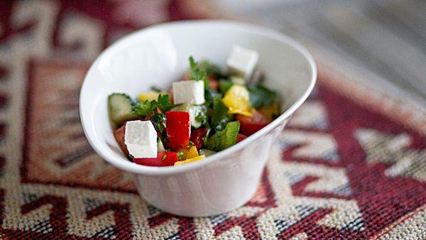 Чобан салатасы Çoban salatası