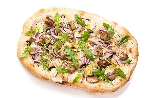 Пицца с Белыми грибами и шампиньонами