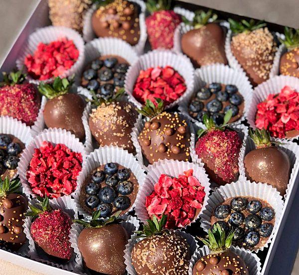 Фрукты и ягоды в молочном шоколаде Berry Kingdom XL