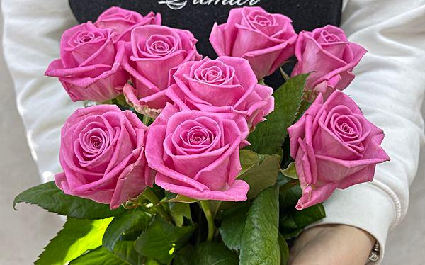Моно букет 9 розовых роз