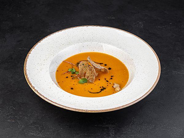 Чечевичный крем-суп с карри и нутом