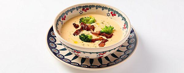 Сырный суп с беконом и брокколи